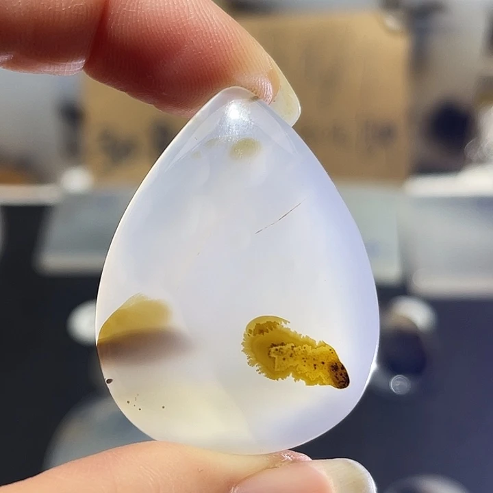 未镶嵌颈饰玛瑙/玉髓