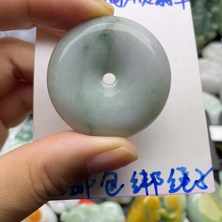翡翠未镶嵌颈饰天然翡翠