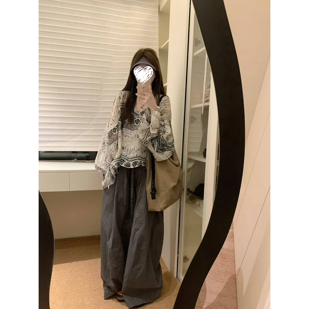 腰果花防晒长袖小衫+深灰纸皮阔腿裤套装   60229