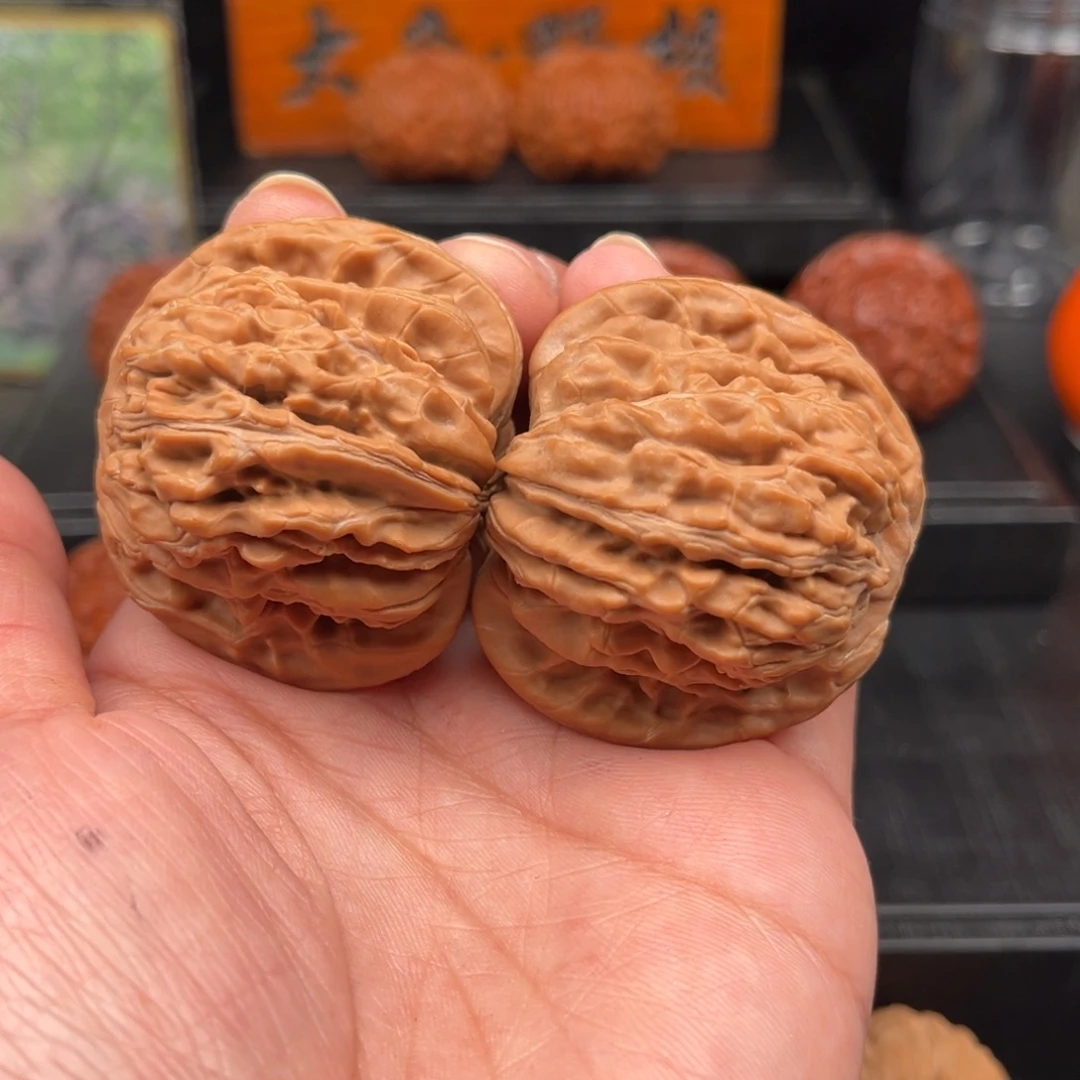 【闪购商品】文玩核桃吊坠四座楼44微修