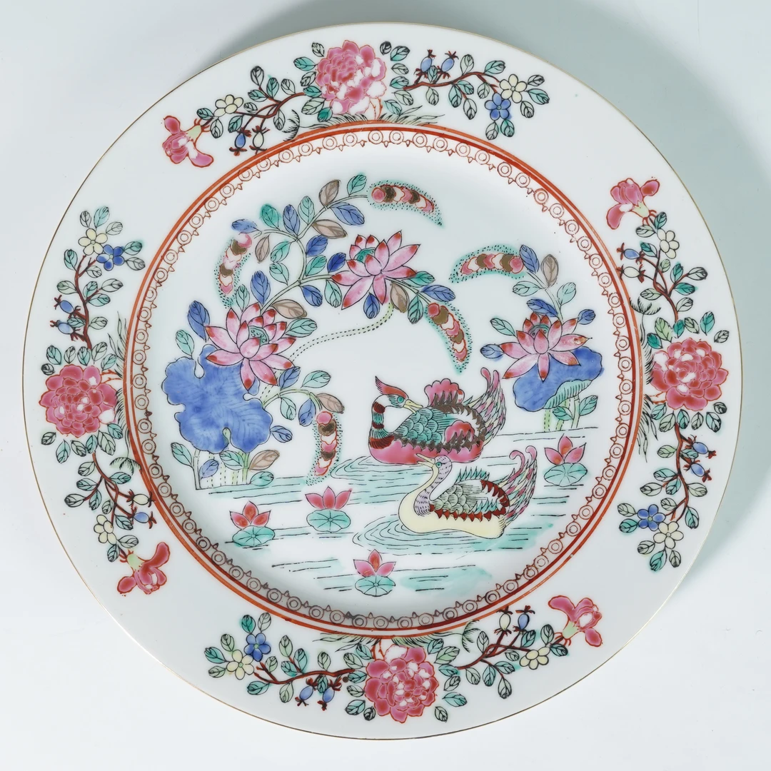 LABC251122011【十竹斋】晚清莲池清趣广彩折沿盘