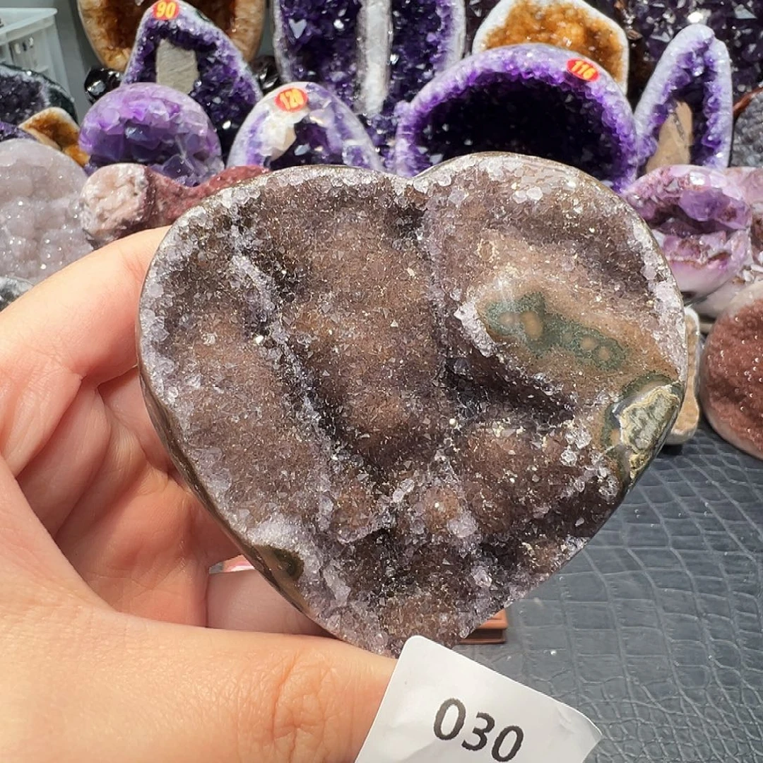 珠宝半成品未镶嵌紫晶