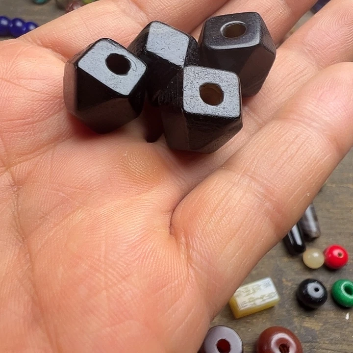 廖***烘瓷片钧瓷的制作工艺和工艺