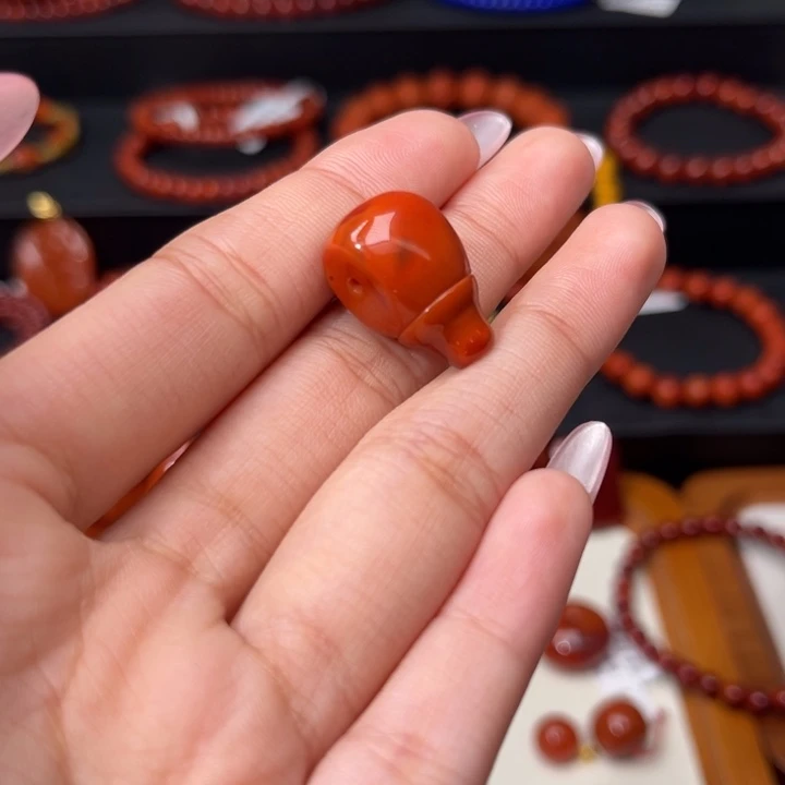 南红玛瑙未镶嵌满肉柿子红玫红双色三通11X12mm