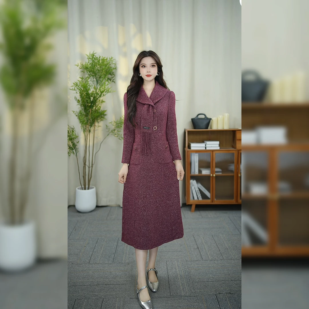 【月影女装】WT180秋季新款裙子围巾领显瘦简单大方中长款连衣裙