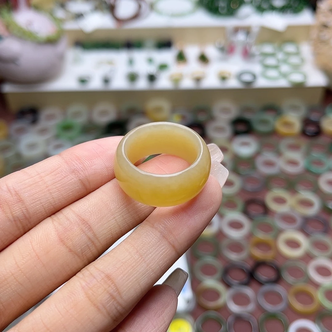 和田玉戒指未镶嵌18圈 糖