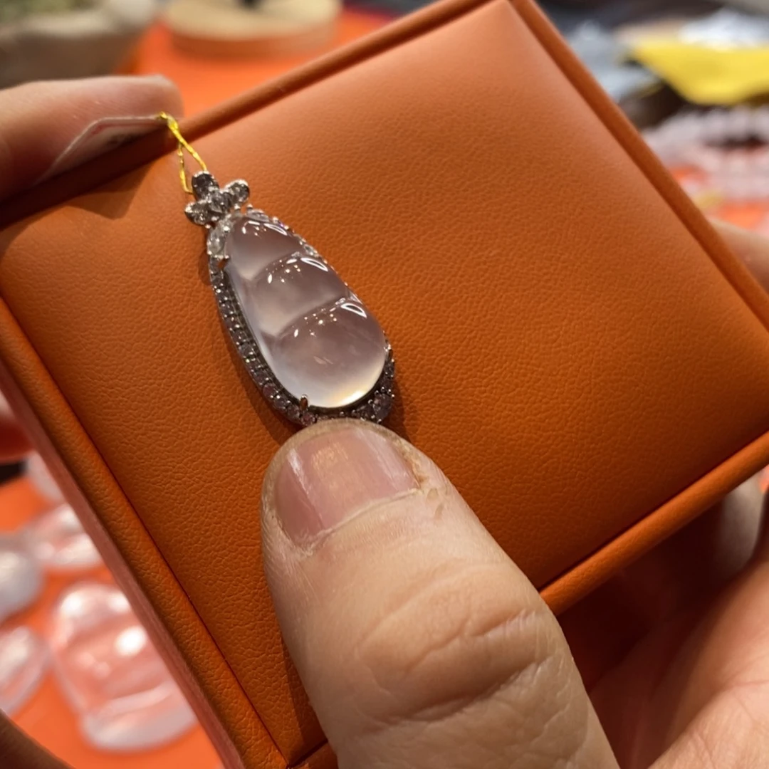 石英质玉点坠银S925镶嵌