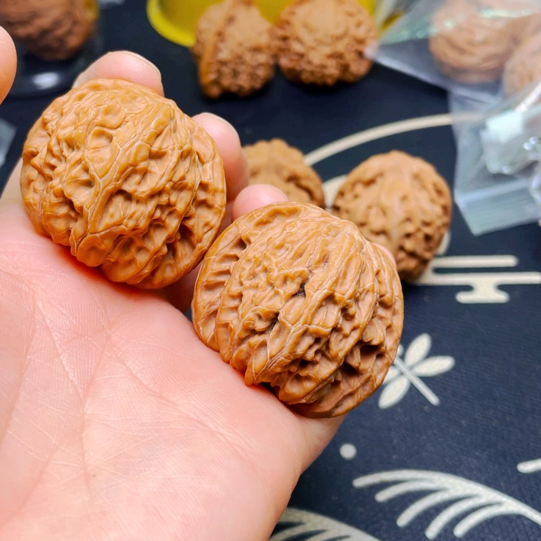 吊坠文玩核桃磨盘狮子头