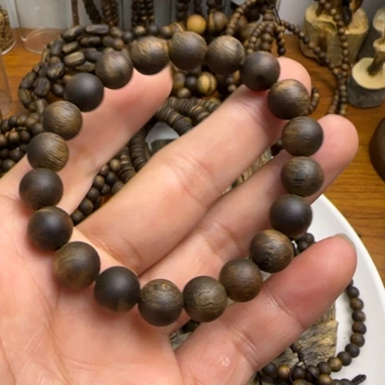 踏***歌沉香沉香碎屑绿棋楠沉香1.0单圈11克➕