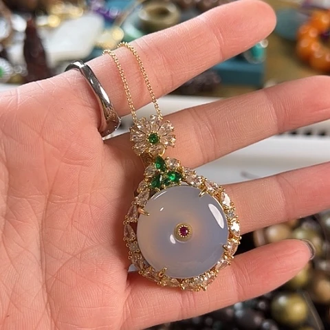 滴血莲花菩提吊坠