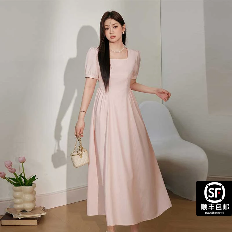 蓝语大码女装加大法式方领粉色连衣裙夏季新款收腰显瘦海边a字裙