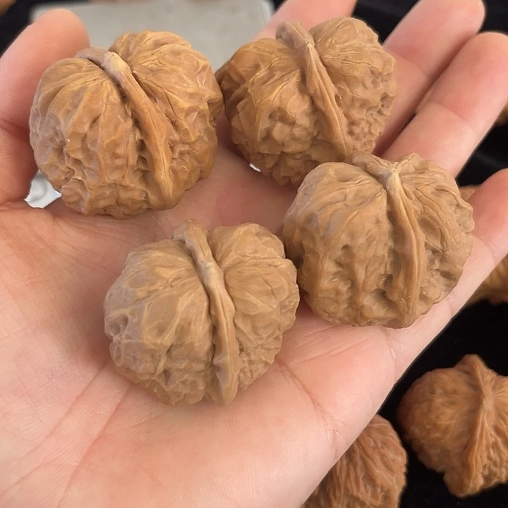 文玩核桃把件38左右瑕疵练手蛤蟆头，新手福利