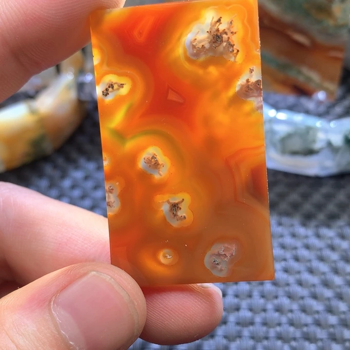 玛瑙/玉髓颈饰未镶嵌早****?