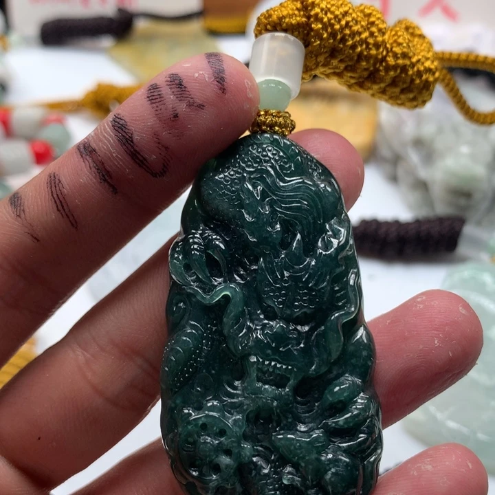 颈饰未镶嵌翡翠保真天然a货翡翠