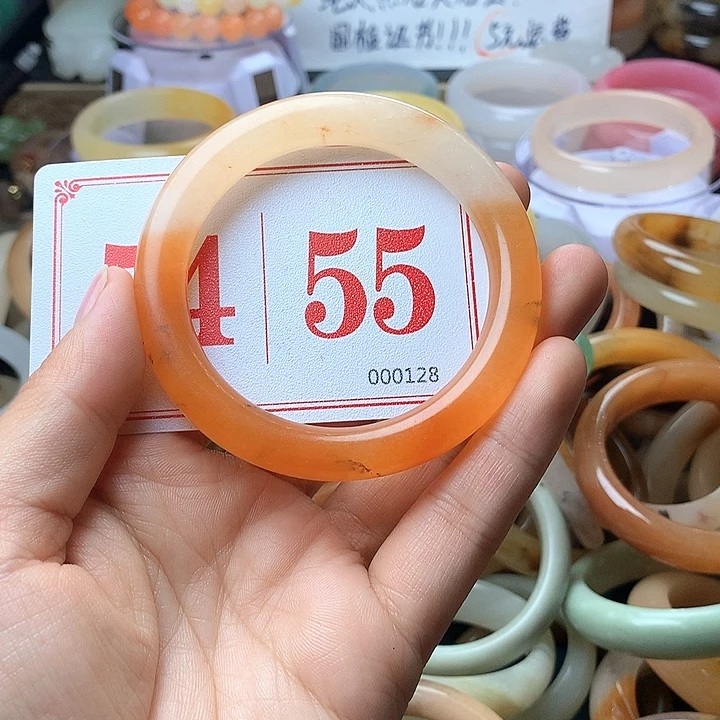 石英质玉（黄龙玉）未镶嵌手镯