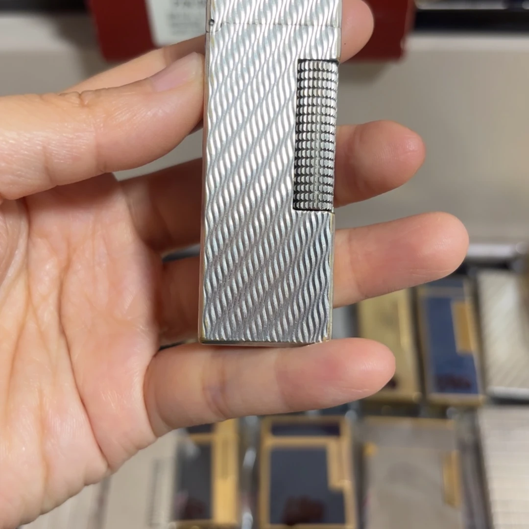 都登卡中古打火机