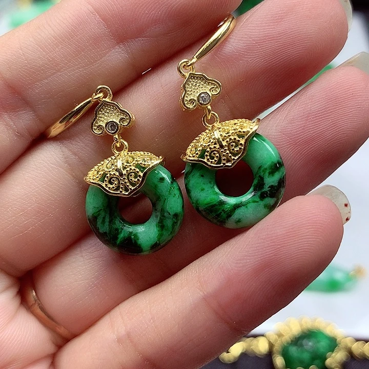 翡翠银S925镶嵌颈饰翡翠