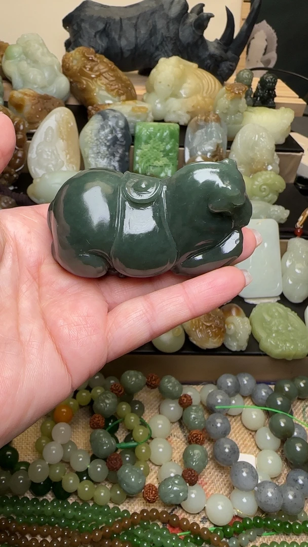 和田玉马手把件展示