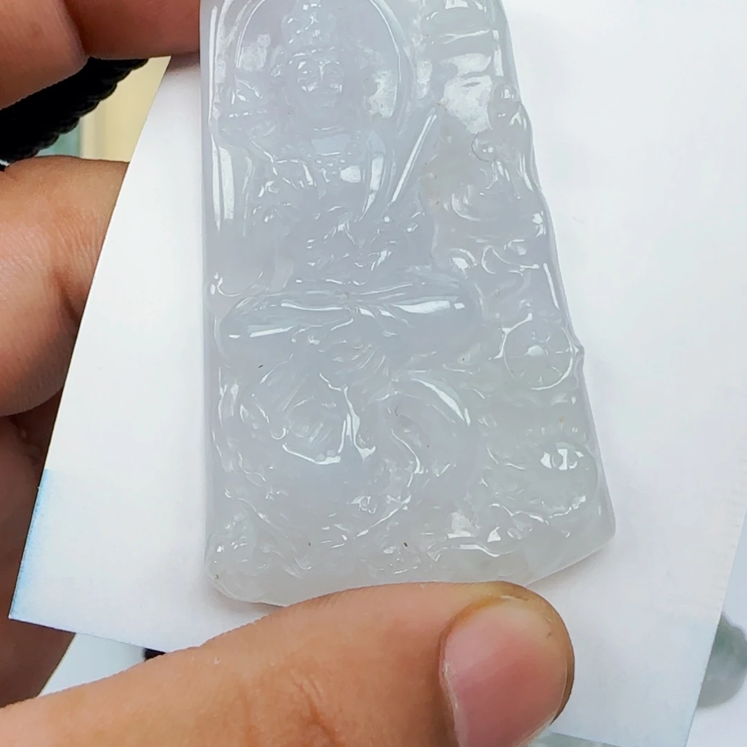 翡翠未镶嵌颈饰，