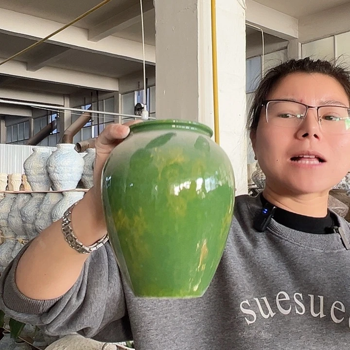 景德镇陶瓷花瓶工厂