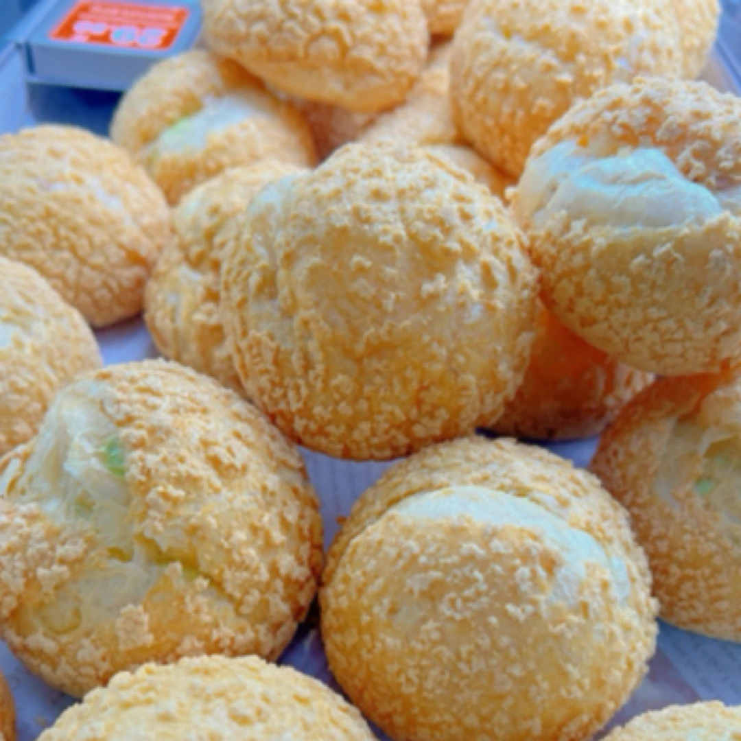 同城配送大泡芙（开心果口味芋泥口味随机）
