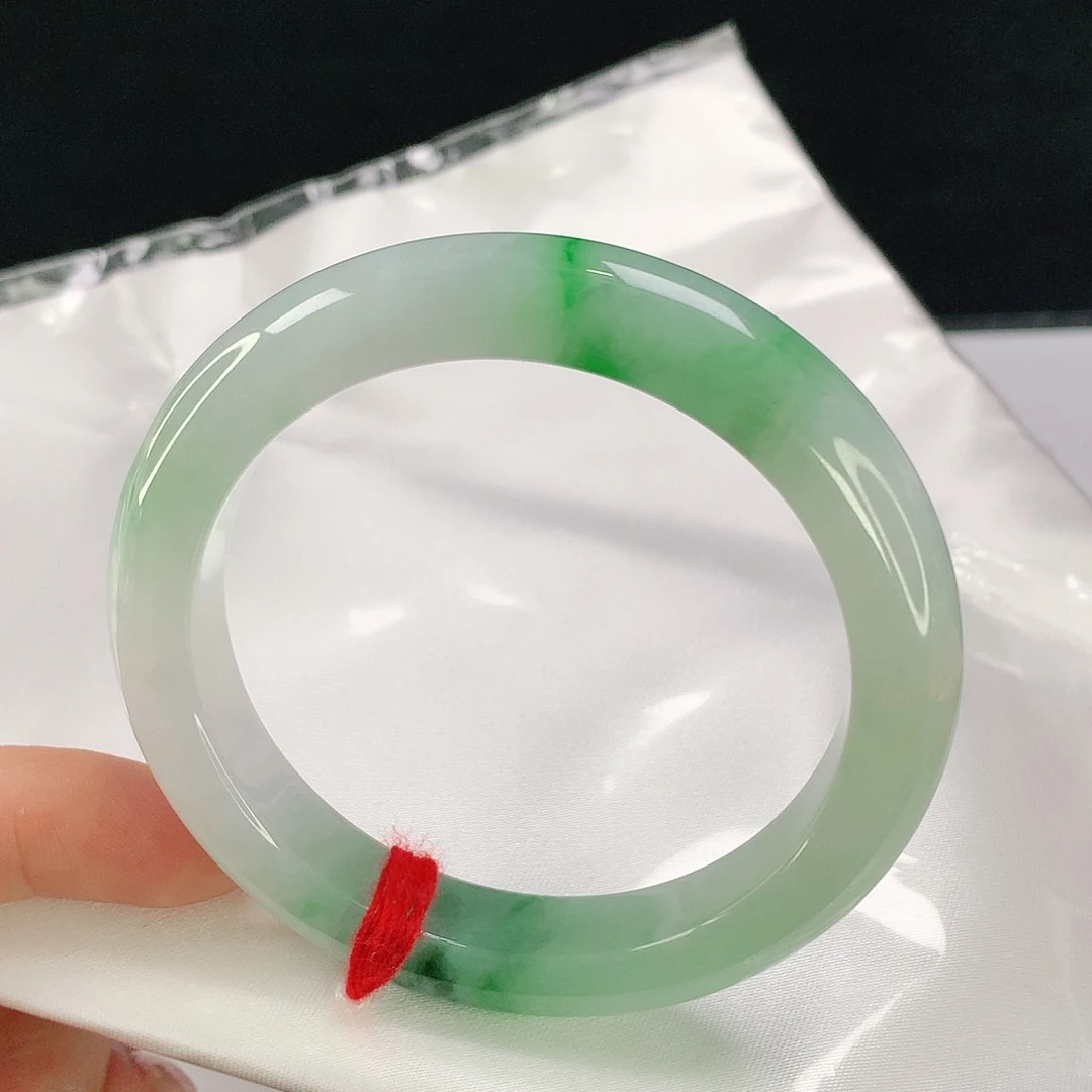 未镶嵌手镯翡翠629