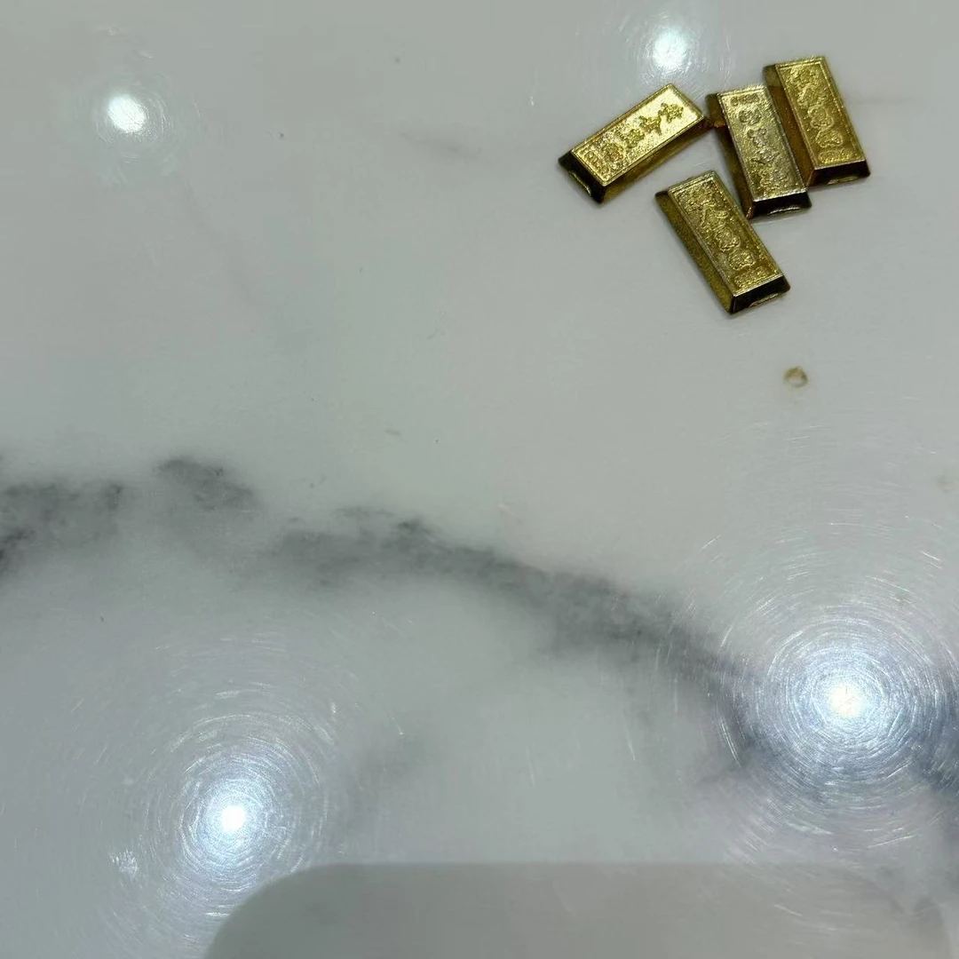小帅-精美豪奢纯淦设计款摆件J100
