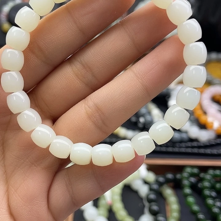 和田玉未镶嵌手串