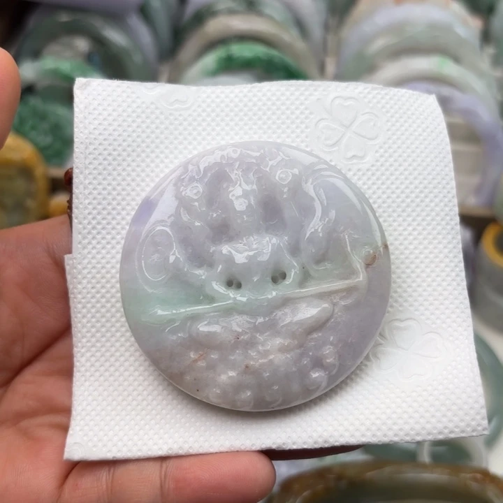 翡翠未镶嵌颈饰翡翠吊坠