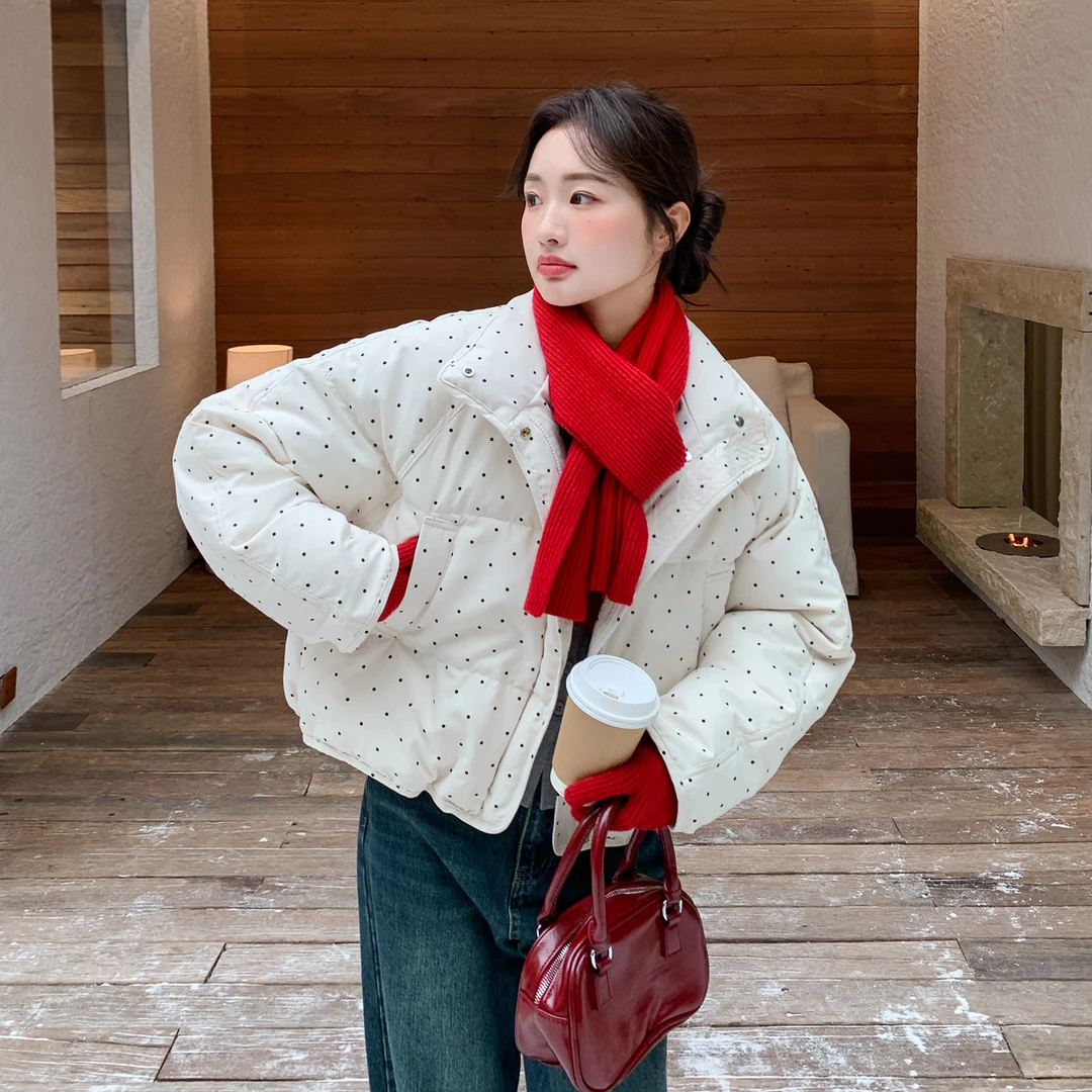 米白甜美减龄可爱立领波点白鸭绒羽绒服女冬新款小个子加厚短外套