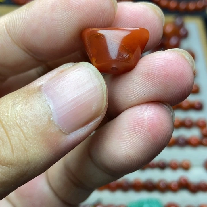 南红玛瑙未镶嵌配饰