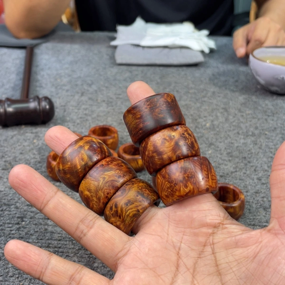 【闪购商品】柏木（崖柏）崖柏，爆瘤，纯手工扳指，到手一个