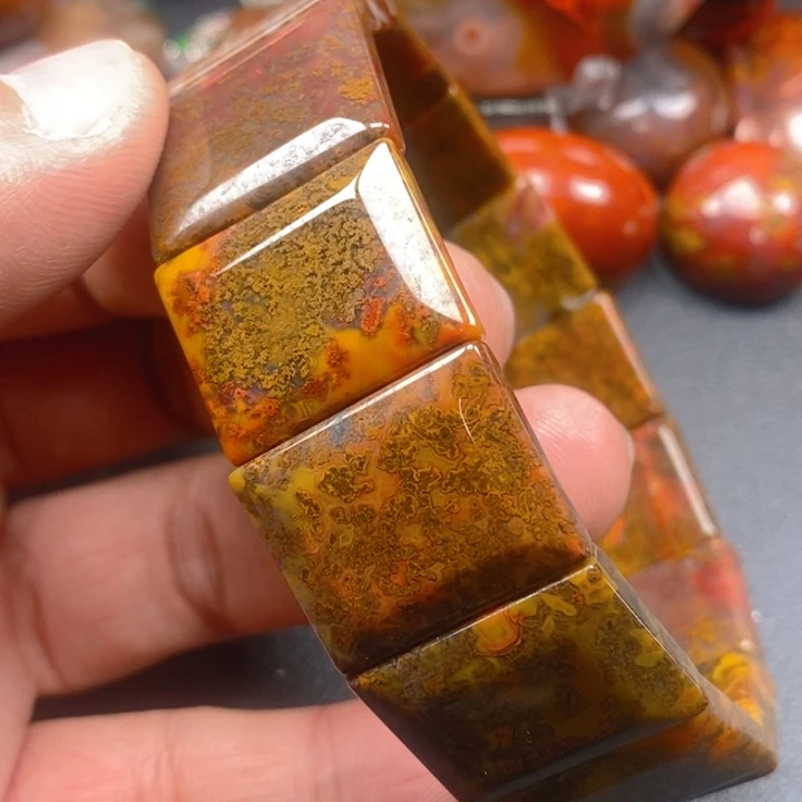 玛瑙/玉髓颈饰未镶嵌?*?