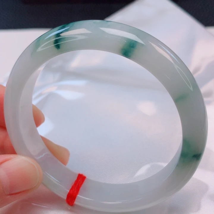 ****女未镶嵌手镯翡翠57圈口