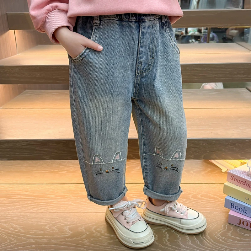女童猫咪绣花牛仔裤洋气儿童春秋装新款女宝宝宽松休闲裤子小女孩