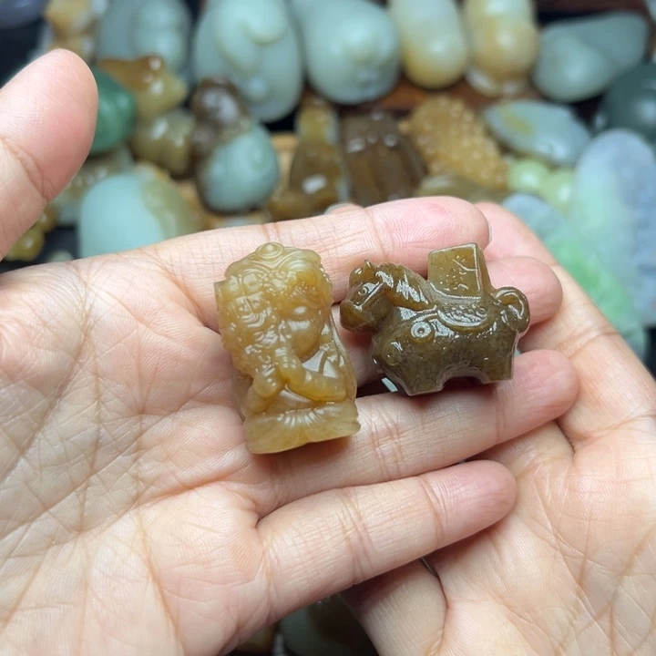 颈饰未镶嵌和田玉胖****芙