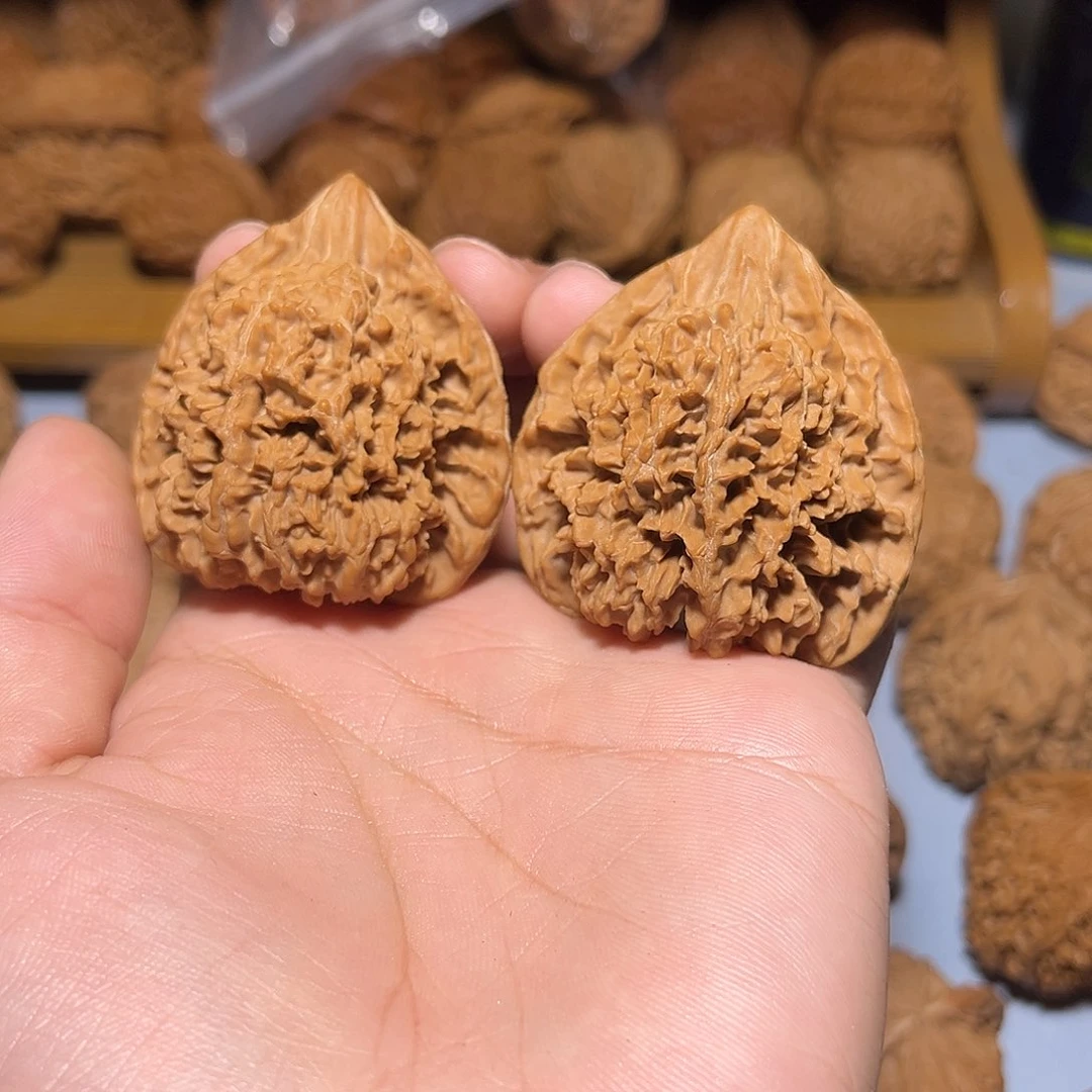 文玩核桃把件阳*^44原生态无药满天星 孤品 48克