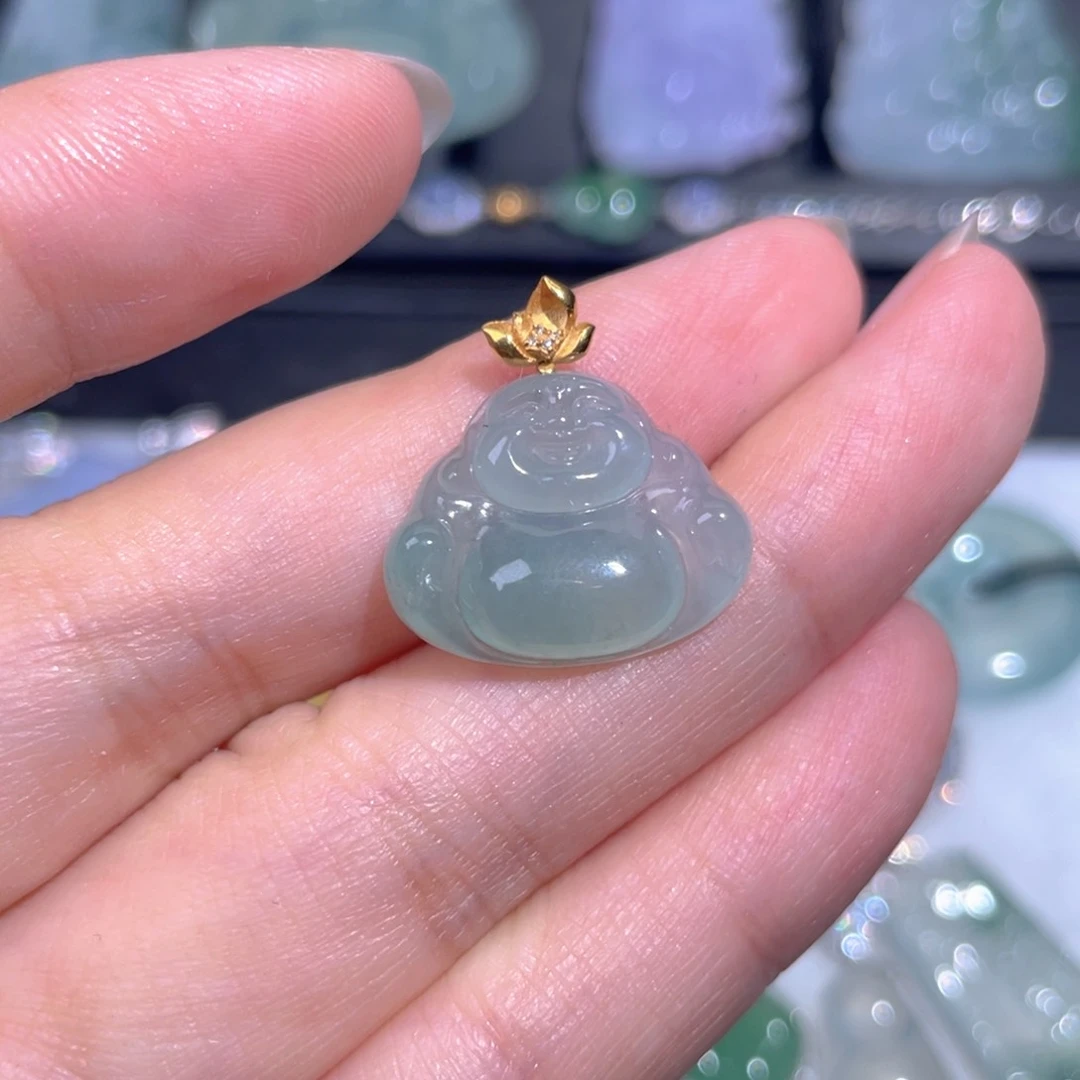 颈饰18K金镶嵌翡翠翡翠