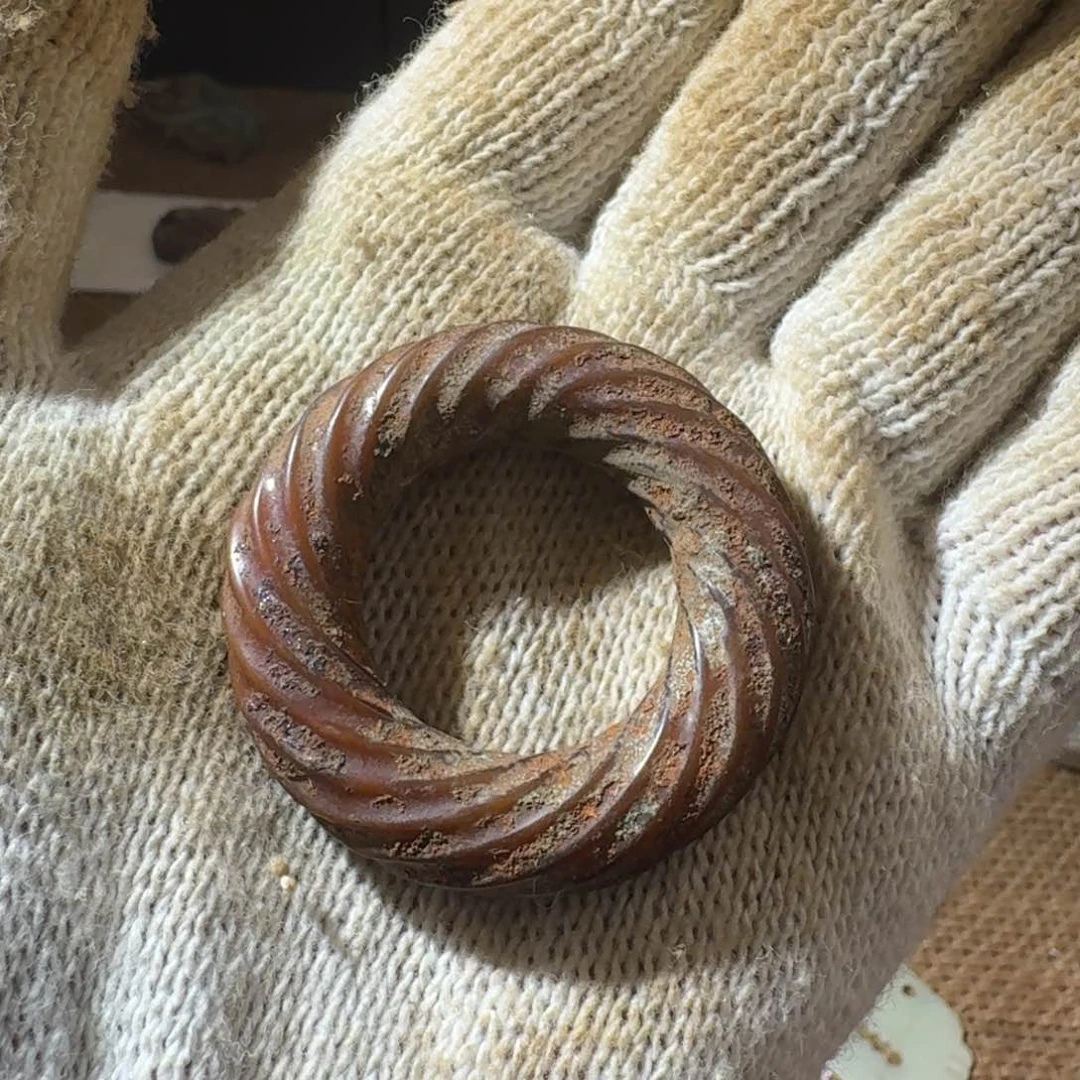 荣***堂和田玉（糖玉）未镶嵌颈饰