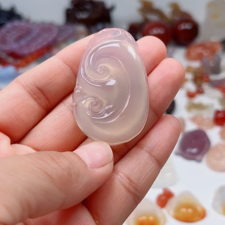 玛瑙/玉髓颈饰未镶嵌