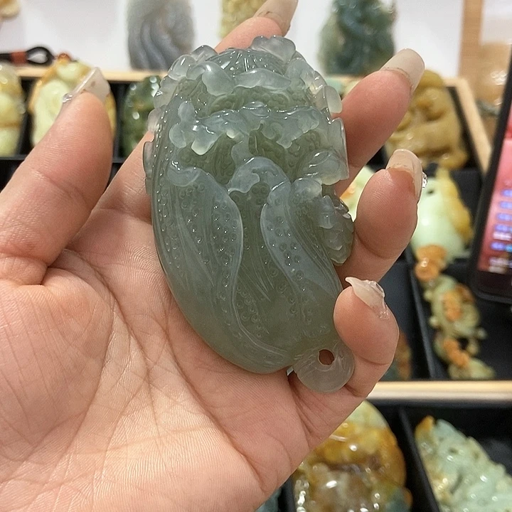 蛇纹石玉手把未镶嵌地****女