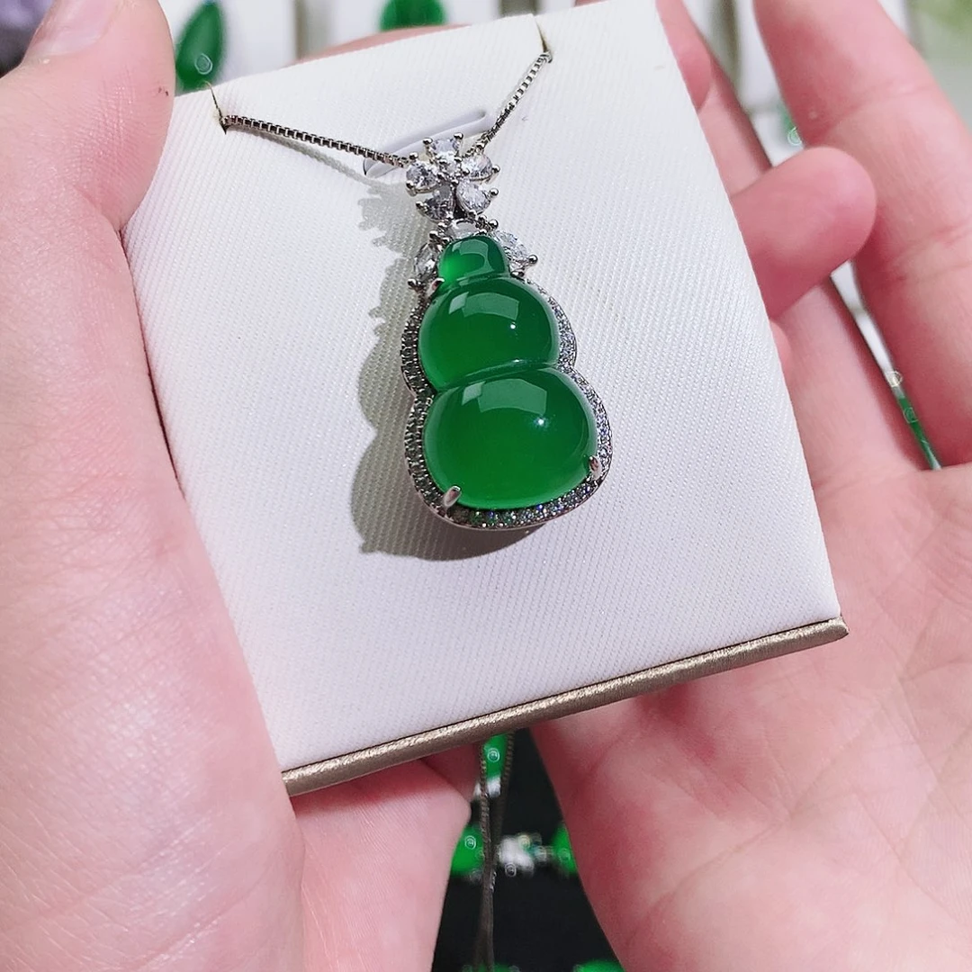 向****玛瑙/玉髓未镶嵌颈饰纯天然珠宝玉石正品葫芦项链银