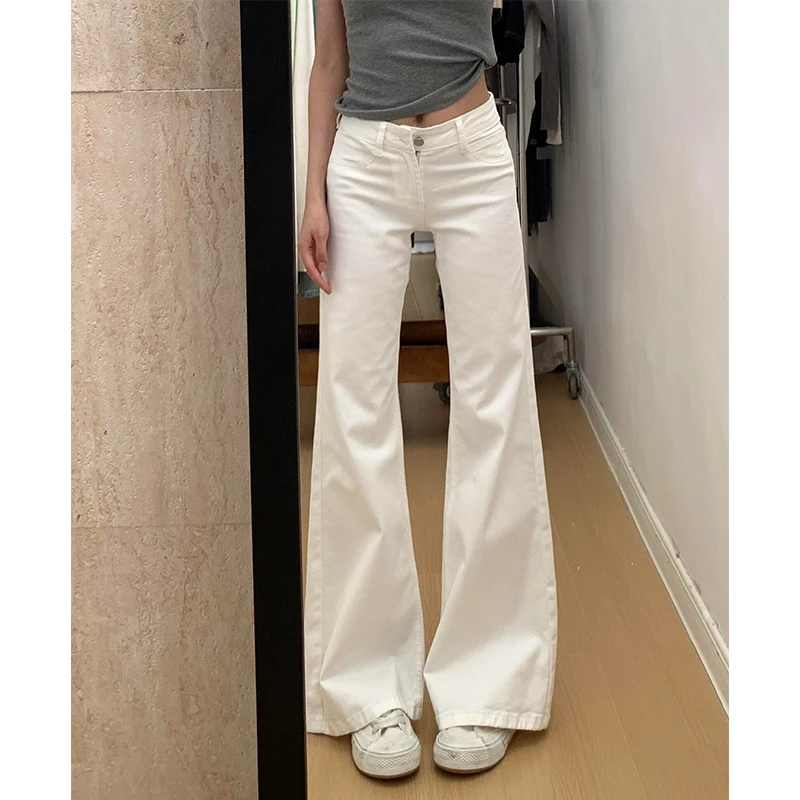 美式复古白色微喇牛仔裤女秋季新款高腰宽松休闲直筒阔腿拖地裤子