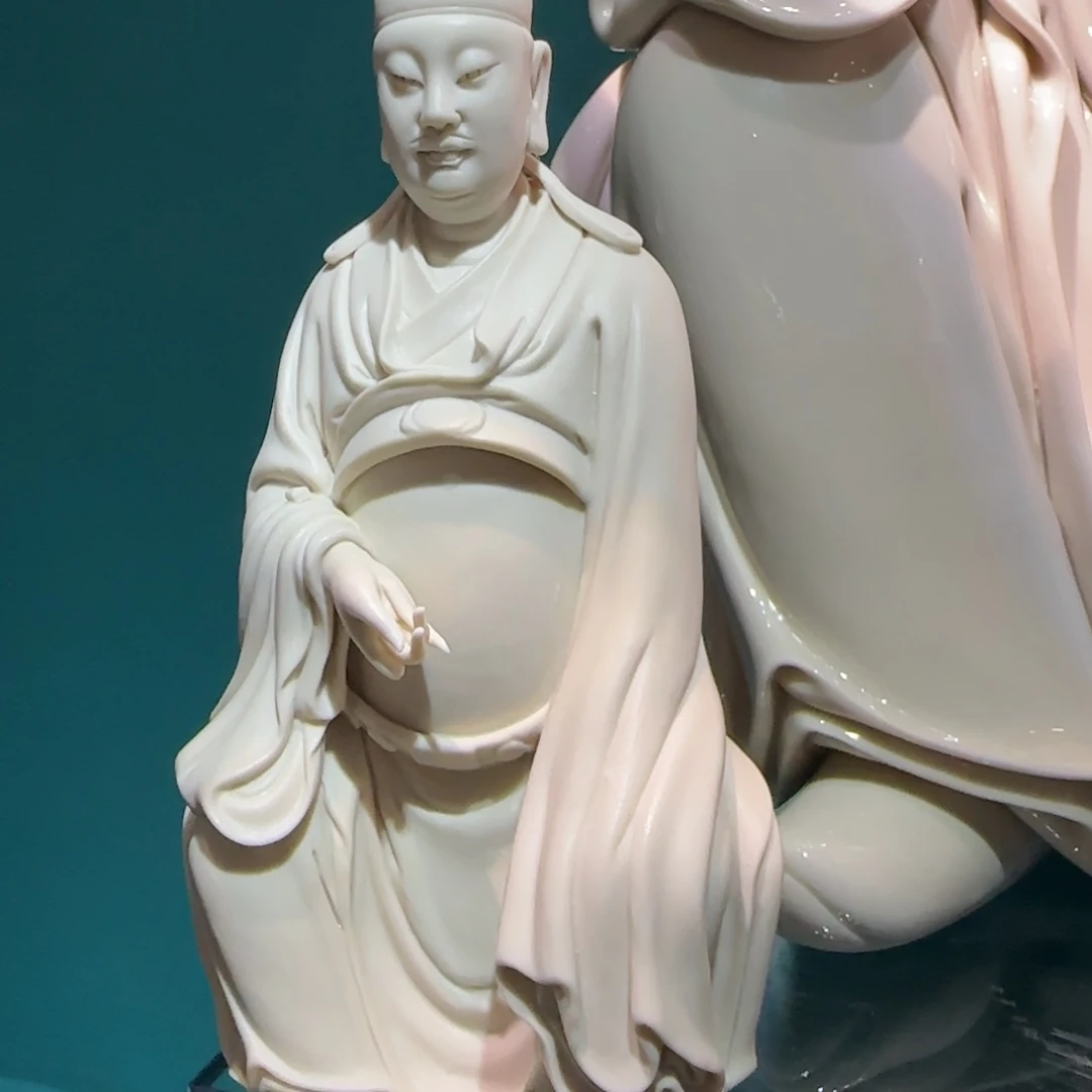 出h哈哈哈vvvv爸爸发光辉