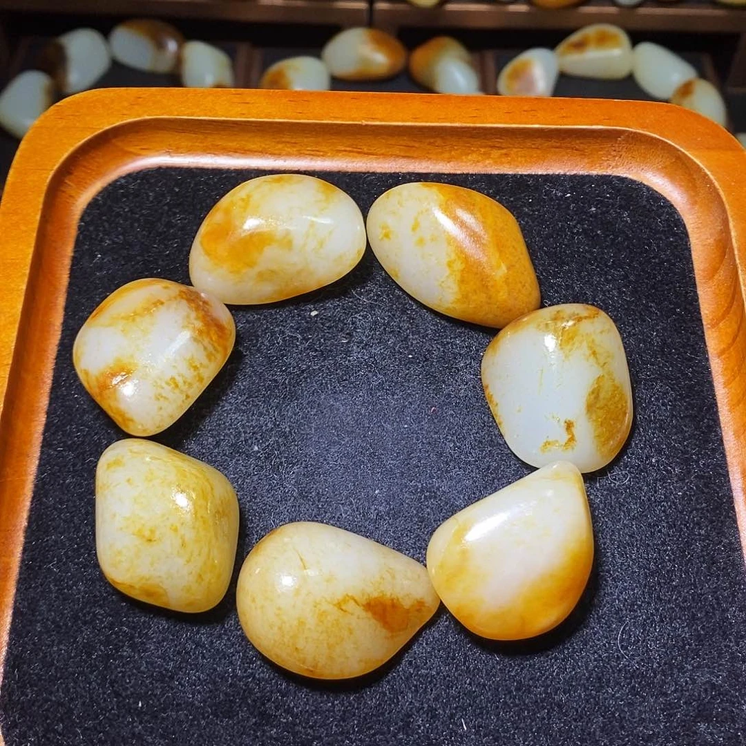 和田玉未镶嵌手链