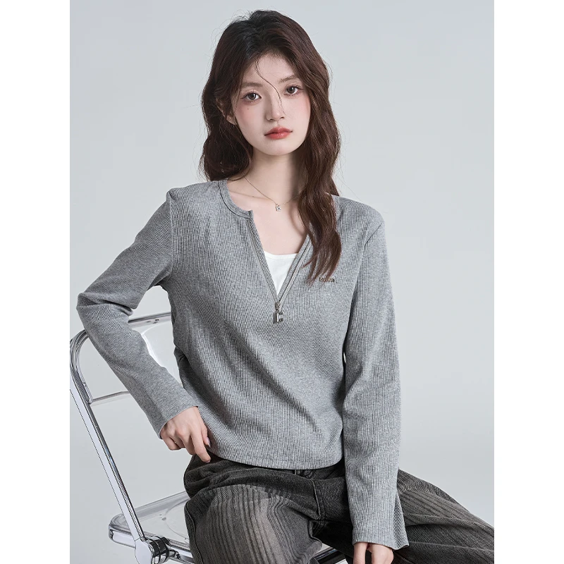 灰色假两件长袖T恤女春秋新款设计感V领显瘦正肩短上衣