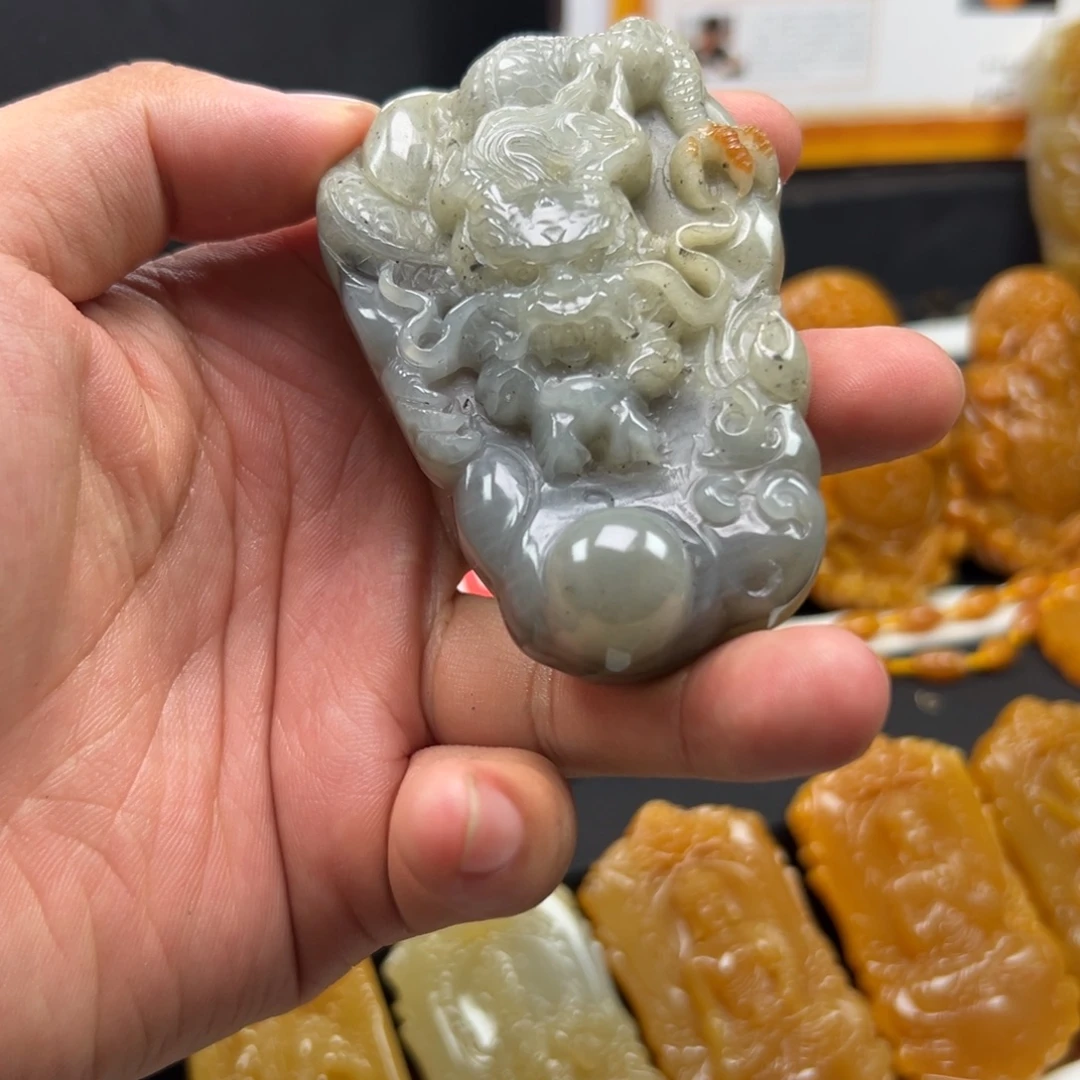 石英质玉（黄龙玉）未镶嵌多样性发货，发其一