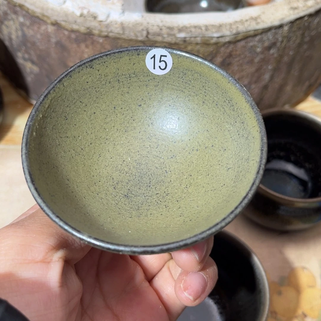 茶盏义兴龙窑坚持真柴烧