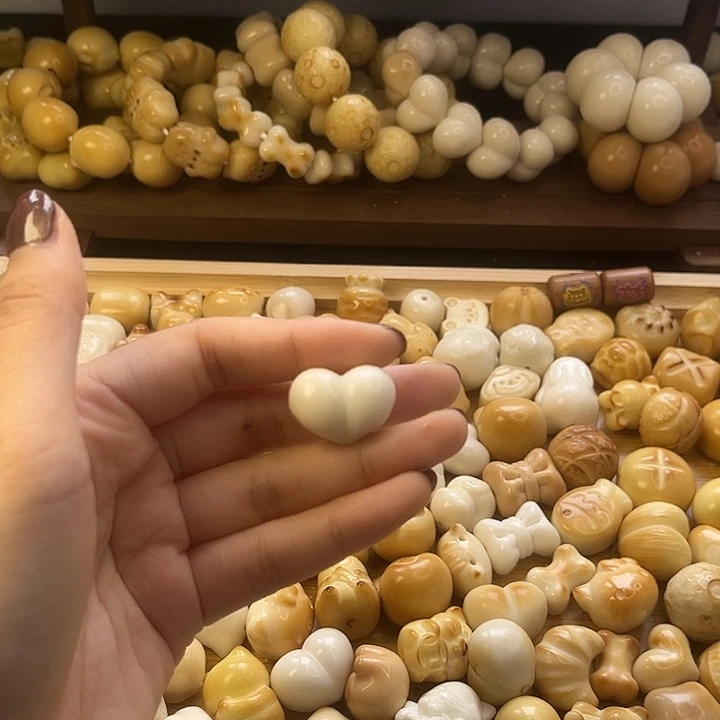 请***人吊坠菩提根/象牙果