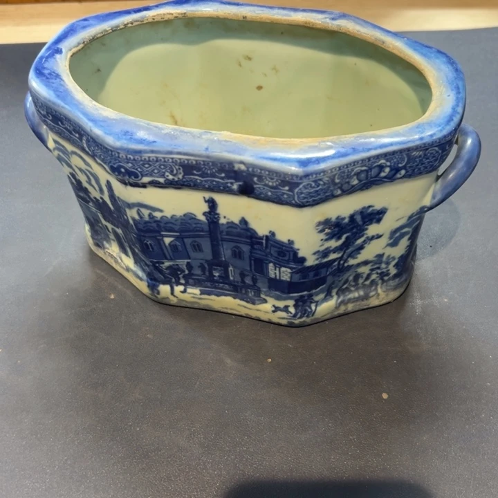 瓷片炸*炸拾六家的瓷器瓷器